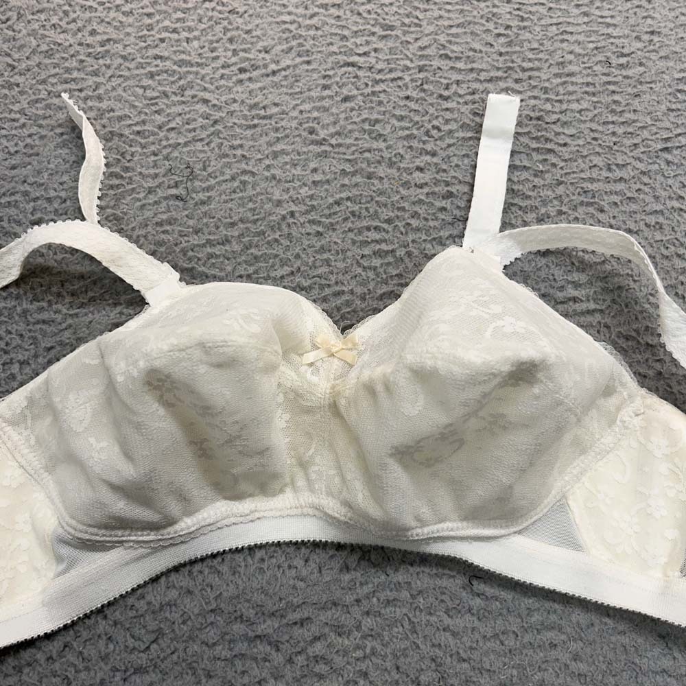 Vintage Norvell Bra 34EE Full Coverage 377 Soft Cup Cone Style Lace Floral NOWT